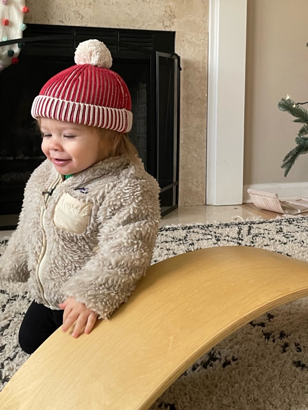 Fin & Vince red and white striped knit cap